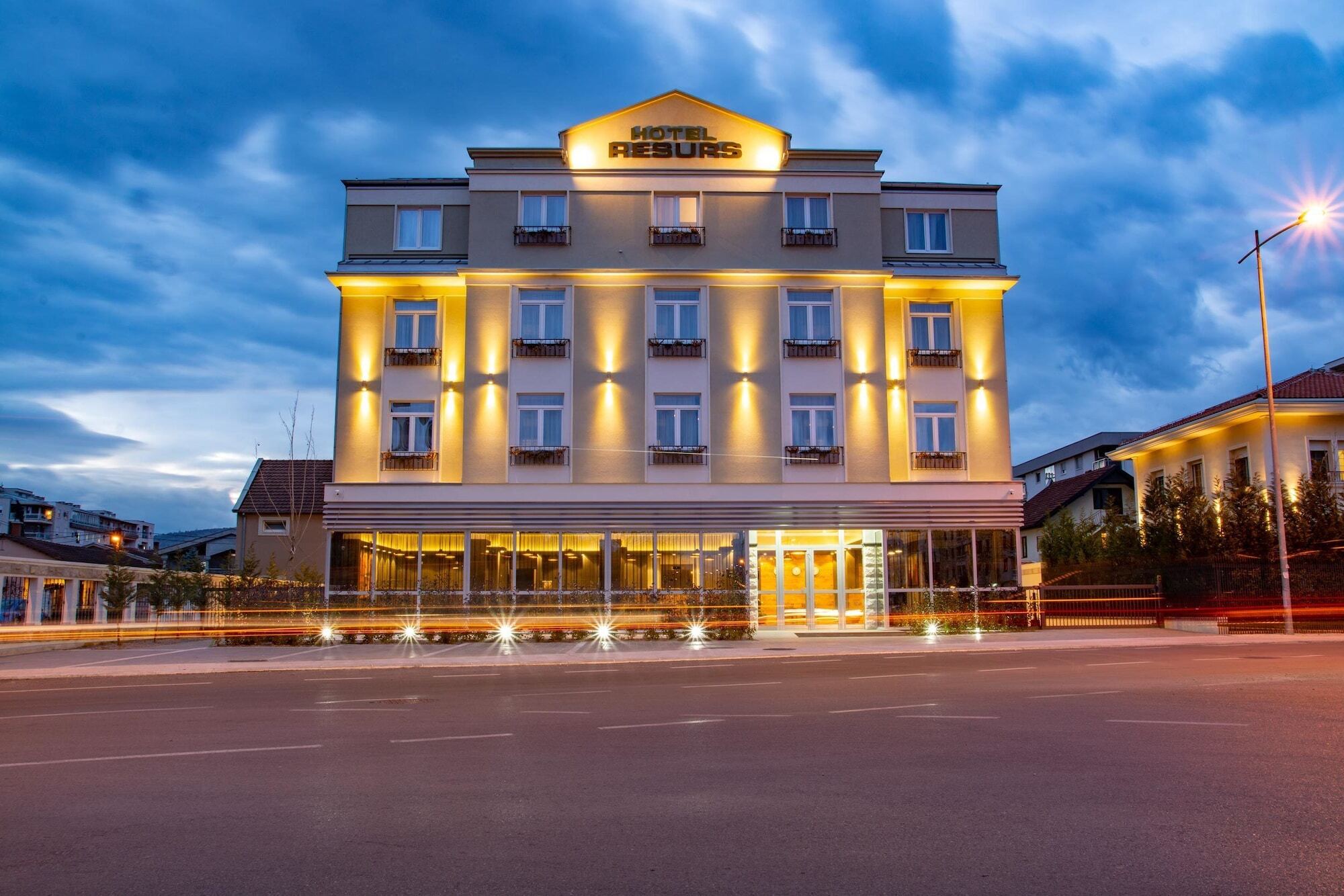 Hotel Resurs Подгорица Экстерьер фото